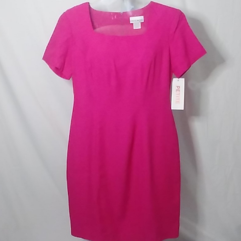 Vtg. Pink Short Sleeve Lined sheath dresss  Decade Designs